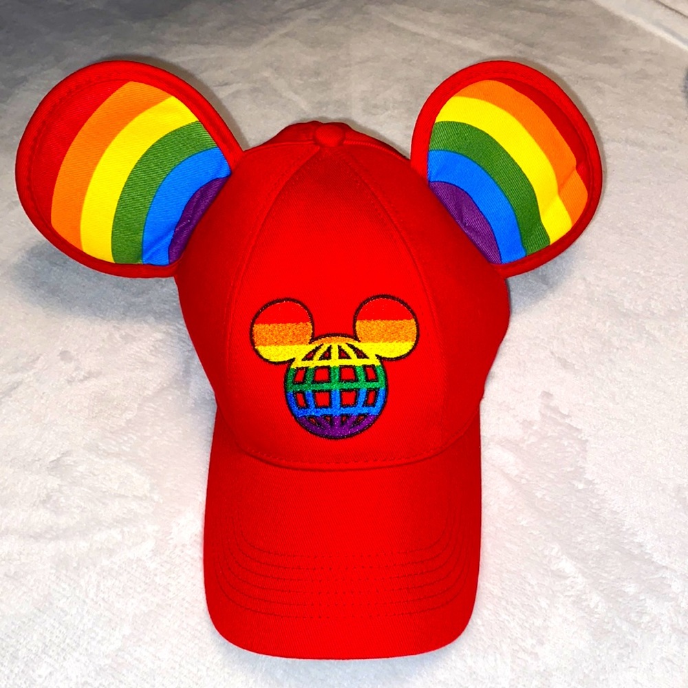 🌈 Disney Mickey Mouse Pride hat